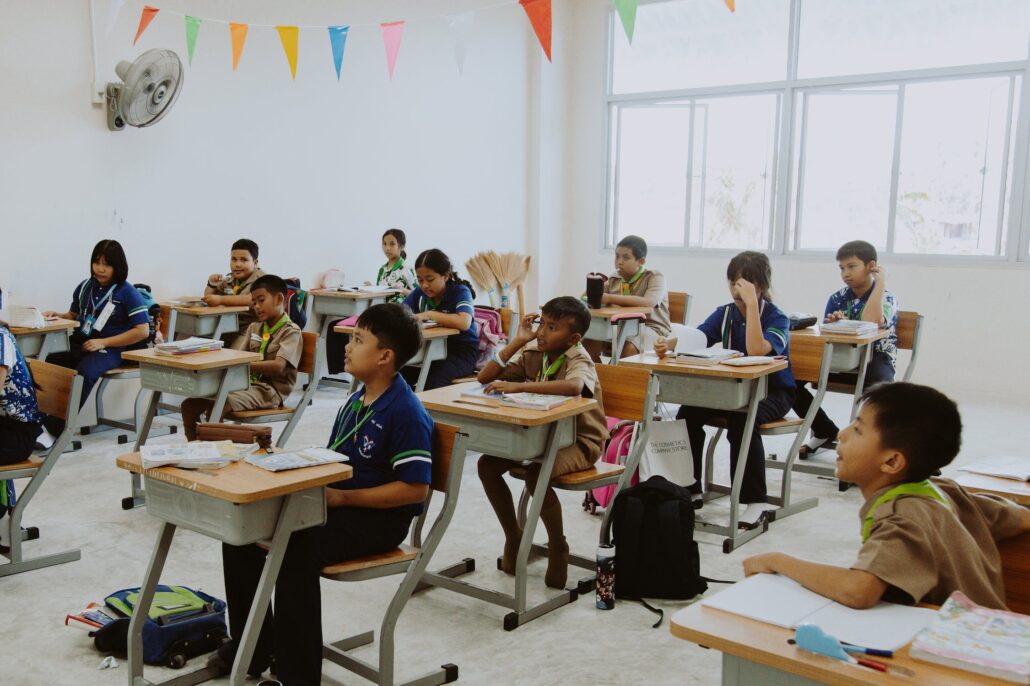 دمج الأفراد ذوي اضطراب طيف التوحد في الفصول الدراسية الشاملة